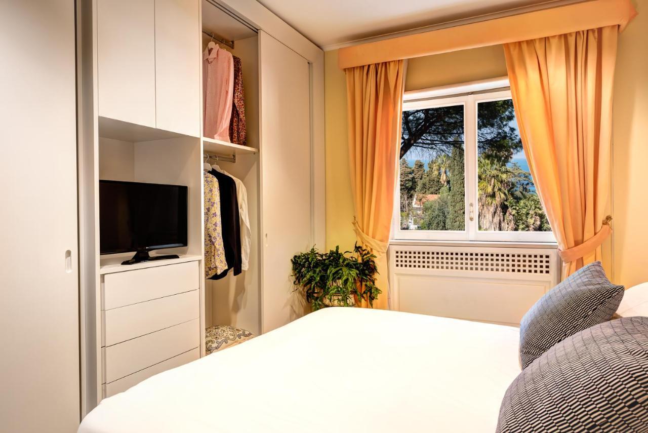 Apartment Woody Sea View